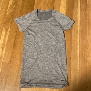 Gray Lululemon swiftly tech